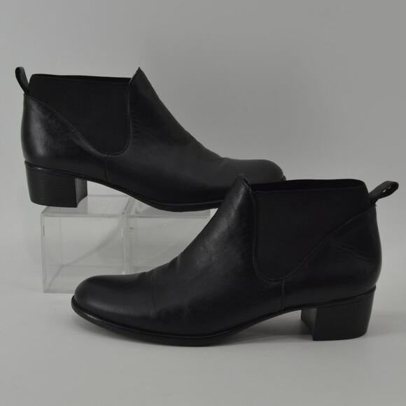 Munro Shari Chelsea Black Ankle Booties Minimalist Size 9 N - Picture 4 of 13